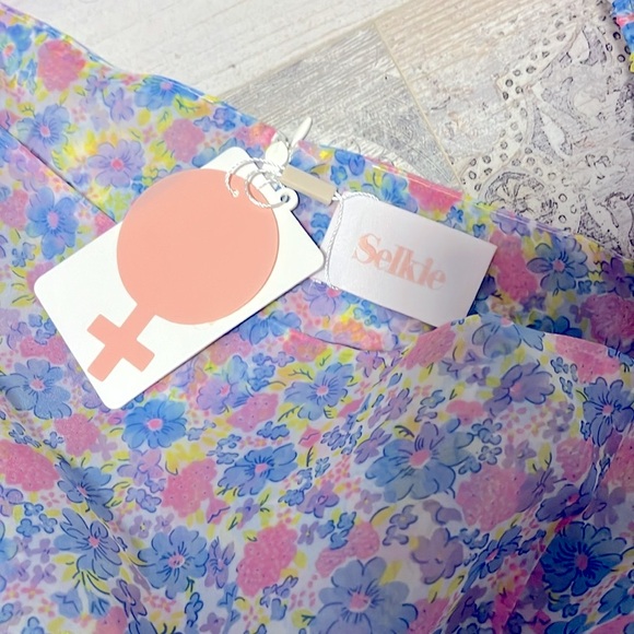 Selkie The Puff Dress in Bon Bon - Picture 3 of 8